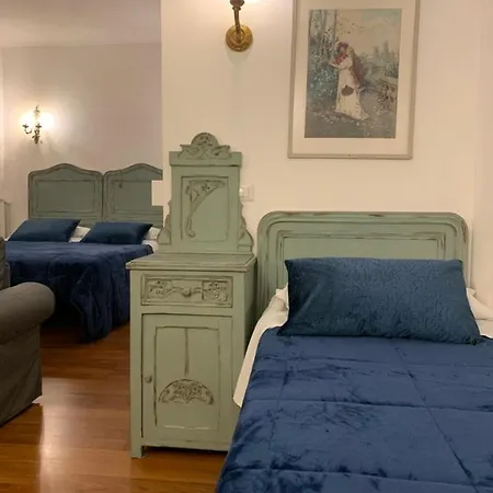Le Stanze Di Anna Rita All'arco Polinori Pensión Foligno