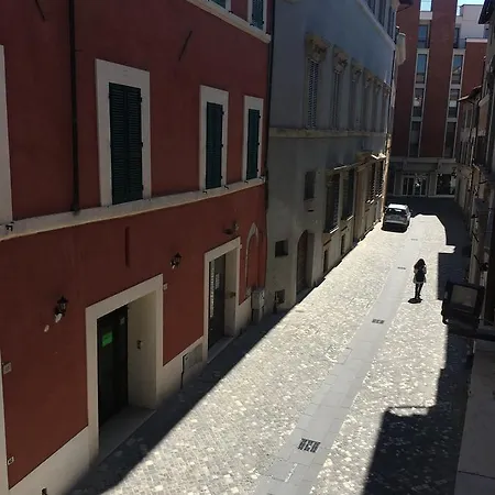 Le Stanze Di Anna Rita All'arco Polinori Pensión