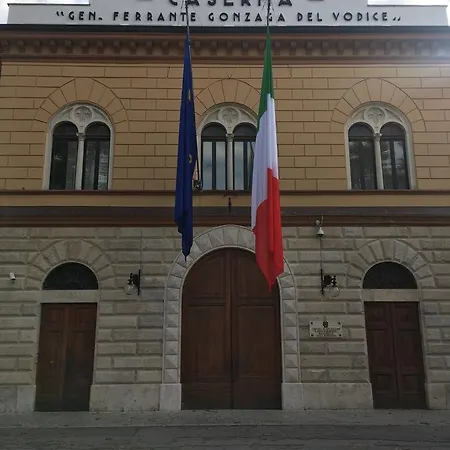 Πανσιόν Le Stanze Di Anna Rita All'arco Polinori Φολίνιο